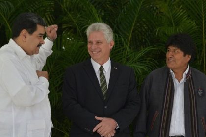 La Bolivie, le Venezuela et Cuba ont créé une « organisation criminelle d&rsquo;État » pour le trafic de drogue et la répression, selon une plainte en Floride