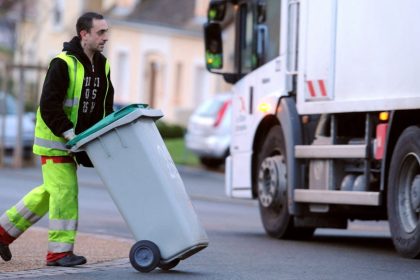 Pacte vert européen et Budget 2026 : les Français vont payer de plus en plus cher leur taxe d’enlèvement des ordures ménagères