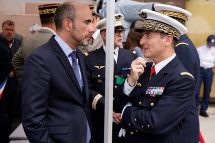 Pour le chef d&rsquo;état-major des Armées, la France doit se préparer à un conflit majeur avec la Russie d&rsquo;ici 2028-2029