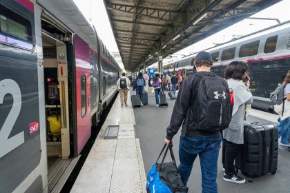 « Sacré-Cœur » : la campagne d’affichage du film refusée par la SNCF et la RATP, qui la jugent trop « confessionnelle et prosélyte »