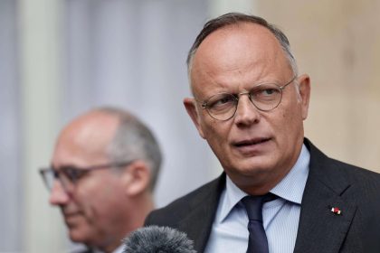 Édouard Philippe demande Emmanuel Macron d’anticiper l’élection présidentielle