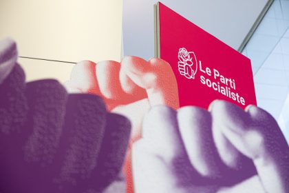 Le PS appelle Emmanuel Macron à nommer la gauche à Matignon