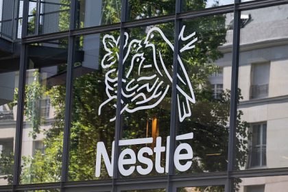Nestlé : suppression annoncée de 16 000 postes au grand bonheur de la bourse
