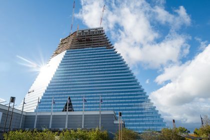 Tour Triangle à Paris : « Plus de 300 millions d’euros ont disparu », dénonce Rachida Dati dans une interview