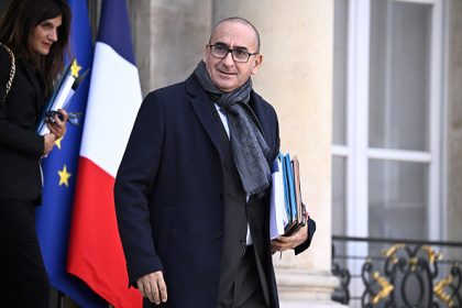 Relations franco-algériennes : le nouveau ministre de l’Intérieur amorce un tournant