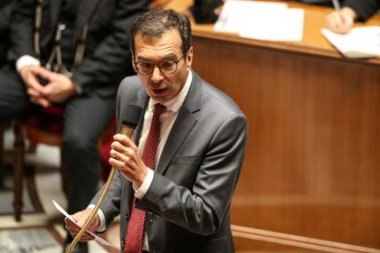 Retraites : la réforme mise en pause, l’avenir incertain