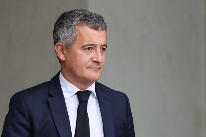 Gérald Darmanin dans le collimateur d&rsquo;une trentaine d&rsquo;avocats pour son soutien implicite à Nicolas Sarkozy