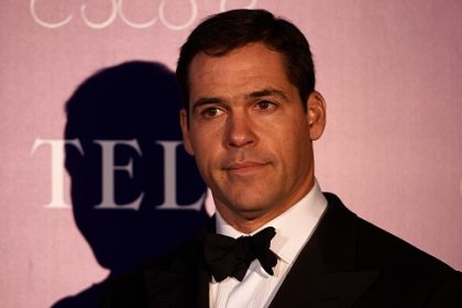 La Ve République « semble être au bord de l’effondrement » : le cri d’alarme de Louis de Bourbon