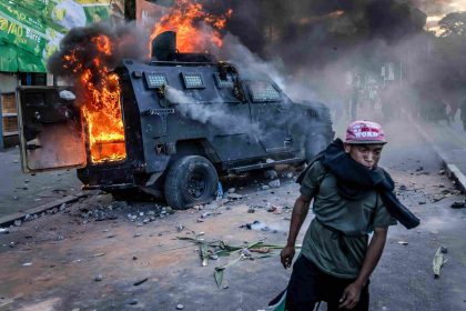 Le président de Madagascar prend la fuite face à la menace d’un coup d’État