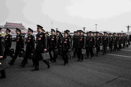 Le pouvoir de Xi Jinping mis à l’épreuve alors que 7 responsables sont écartés dans la recomposition de la direction du PCC