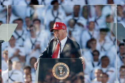 Donald Trump annonce qu’un autre bateau transportant de la drogue a été touché par des frappes aériennes américaines au large des côtes vénézuéliennes