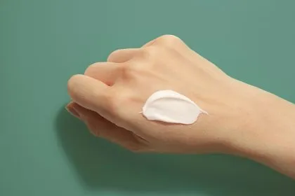 Recette de lotion corporelle naturelle : hydrater et nourrir sa peau naturellement