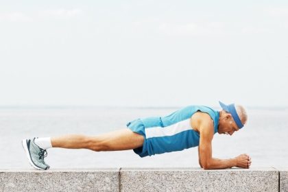 Posture : cinq exercices pour renforcer les muscles du dos et améliorer votre maintien