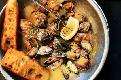Le secret des chefs pour un dîner raffiné et ultra-simple à base de palourdes