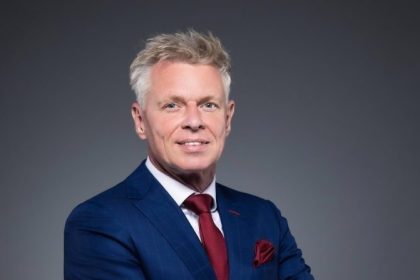 « Nous lançons l’initiative Make Europe Healthy Again (MEHA) pour contrôler l’industrie pharmaceutique » : Rob Roos