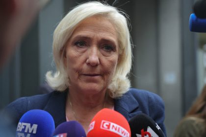 Déficit des finances publiques : Marine Le Pen dénonce un mensonge d’État qui a faussé « la sincérité des élections » en 2024