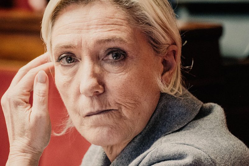 Confirmation de la démission d’office de Marine Le Pen de son mandat de conseillère départementale