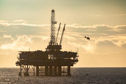 L’administration Trump ouvre le golfe d’Amérique au forage pétrolier et gazier, puis vise l’Alaska