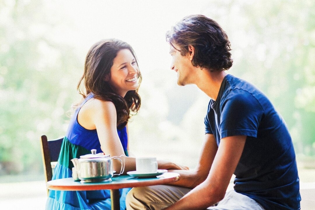 L’alchimie a besoin de proximité : pourquoi le dating en face-à-face reste essentiel