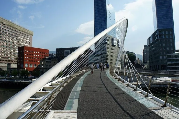 Les ponts les plus célèbres du monde : chefs-d'œuvre de l'architecture ...