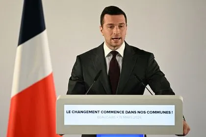 Municipales: « Plusieurs maires » RN réélus dimanche, Jordan Bardella « tend la main » à droite pour le second tour